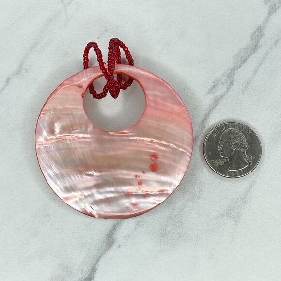 Red Mother of Pearl Shell Round Pendant - Picture 1 of 4